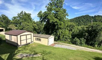 332 School St, Barrackville, WV 26559