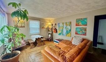 42 Greenway Dr, Bristol, RI 02809