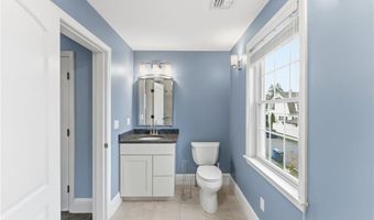 71 Norton Ave, Cranston, RI 02920