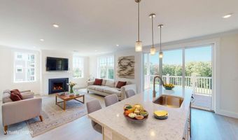 1 Longview Dr 210, Atkinson, NH 03811