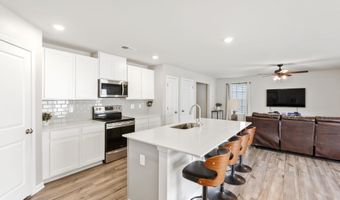 1929 Landrow Ln, Boiling Springs, SC 29316