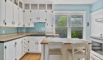 130 Ferguson Ave, Burlington, VT 05401
