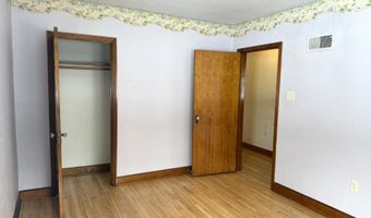 7892 OLD 101 Rd, Armstrong Creek, WI 54103