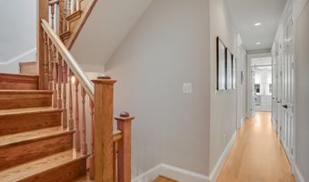 34 V St NW, Washington, DC 20001