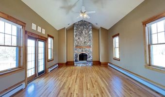 480 Maple Hill Rd, Auburn, ME 04210