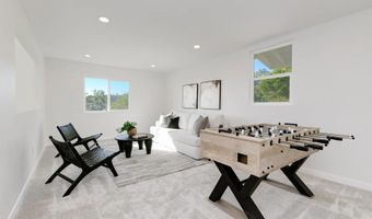 9830 Lyncarol Dr, La Mesa, CA 91941