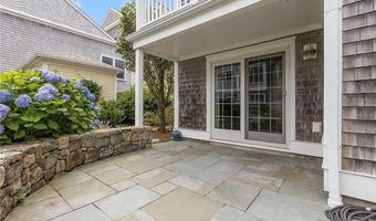 20 Narragansett Ave 602, Narragansett, RI 02882