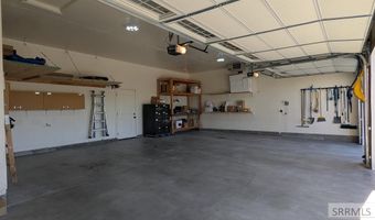 6315 E Chartwell Gdns, Ammon, ID 83406