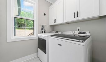 471 London Road Rd, Ball Ground, GA 30107