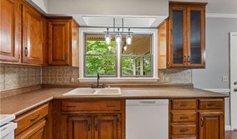 20 Munster Dr, Bella Vista, AR 72715
