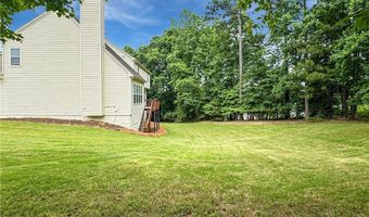 705 Redrift Ct, Alpharetta, GA 30005