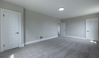 5016 Casa Loma Blvd, Cincinnati, OH 45238