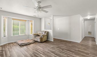 3696 Brentwood Ln, Anderson, CA 96007