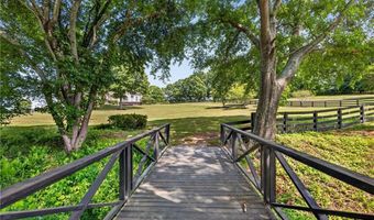 1123 Dee Kennedy Rd, Auburn, GA 30011