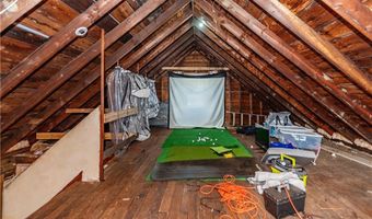 5 Gardiner St, Newport, RI 02840