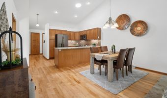 4490 W TRASINO Way, Appleton, WI 54913