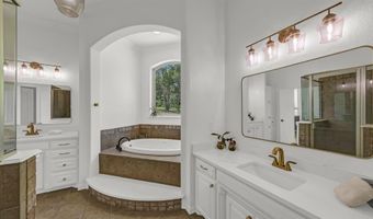 381 Creek Bend Dr, Aledo, TX 76008