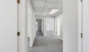 1287 Worthington Woods Blvd, Columbus, OH 43085