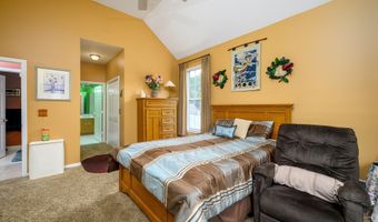 37 Hannah Lee Rd, Barnegat, NJ 08005