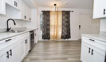 42 HERITAGE Dr, Dover, DE 19904