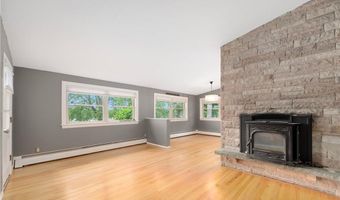 144 Aldrich Rd, Glocester, RI 02857