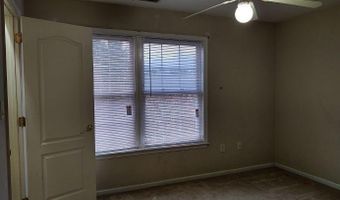 326 WILLIAMS St 302, Berlin, MD 21811