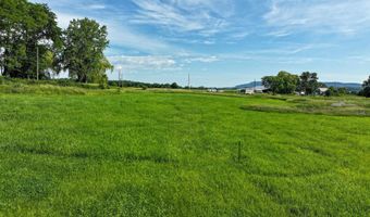 1497 Middle Rd, Bridport, VT 05734