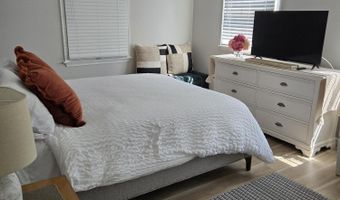 7 Elberon Ave, Bayville, NJ 08721