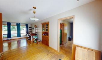 417 Euclid St, Alden, MN 56009