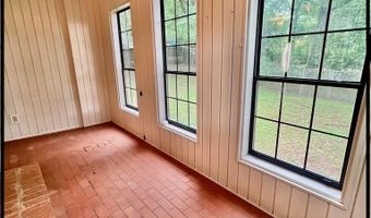 118 TRIANON St, Batesville, MS 38606