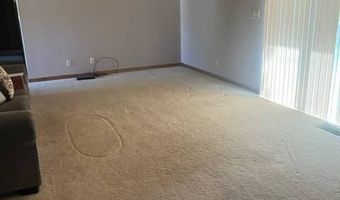 6 MARTIN St, Ash Flat, AR 72513