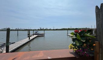 1658 W Riverside Dr, Atlantic City, NJ 08401