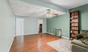 410 Gillham Ct, Ballwin, MO 63021