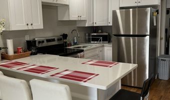 391 Coleman St, Bridgeport, CT 06604