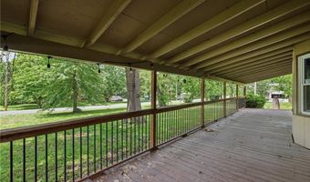 3209 N 155th St, Basehor, KS 66007