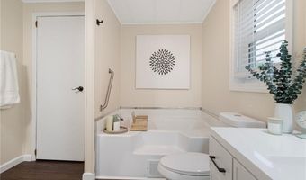 2 Milton Ln, Coventry, RI 02816