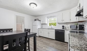 55 River Rd, Agawam, MA 01001