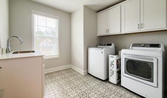 552 Watauga Ln, Aberdeen, NC 28315