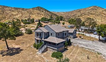 10821 Los Jordans, Agua Dulce, CA 91390