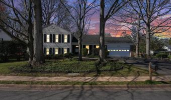 5112 BRADFIELD Dr, Annandale, VA 22003