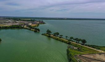2704 Juniper Ct, Heath, TX 75126