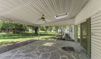2902 STONYBROOK Dr, Bowie, MD 20715