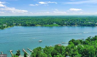 215 WARDOUR Dr, Annapolis, MD 21401