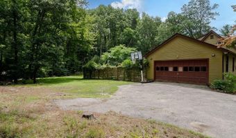 94 Whitehead Rd, Coventry, RI 02816