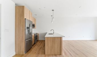1035 Commonwealth Ave 606, Boston, MA 02215