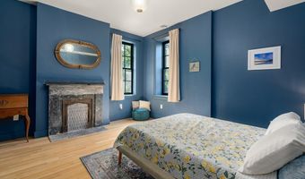 22 Kenilworth St, Boston, MA 02119
