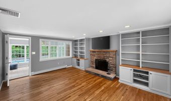 19 Tilton Ln, Andover, MA 01810