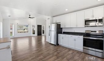 245 N Willow St, Colorado City, AZ 86021