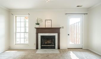 1445 Whispering Creek Dr E, Ballwin, MO 63021