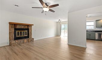 9 Oriole Dr, Agency, MO 64401